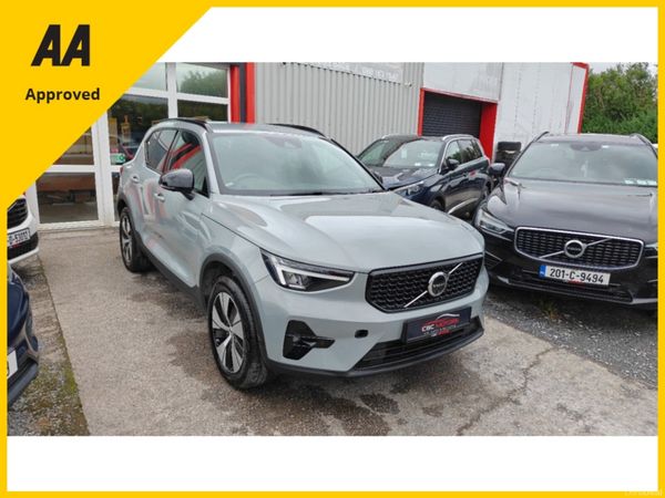Volvo XC40 SUV, Petrol Plug-in Hybrid, 2023, Grey