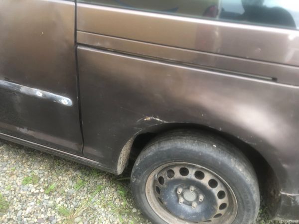 Volkswagen Caddy Maxi Life MPV, Diesel, 2012, Brown