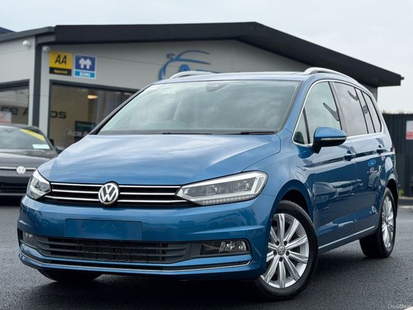 Volkswagen Touran MPV, Diesel, 2019, Blue