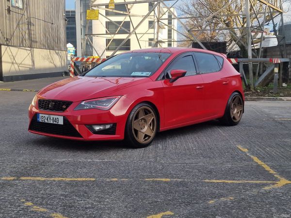 SEAT Leon Hatchback, Diesel, 2013, Red