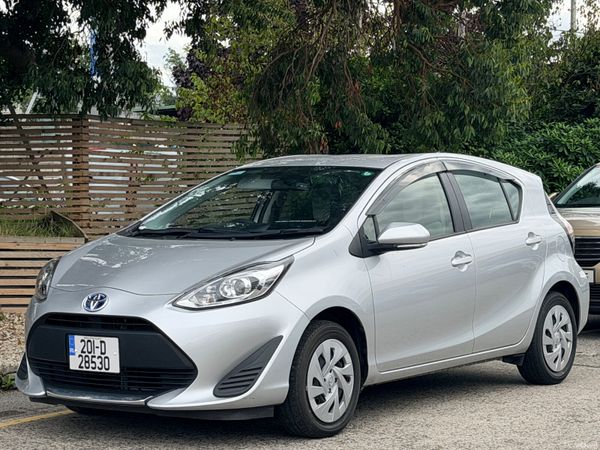 Toyota Aqua Hatchback, Petrol Hybrid, 2020, Silver