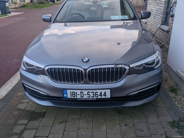 BMW 5-Series Saloon, Petrol Plug-in Hybrid, 2018, Blue