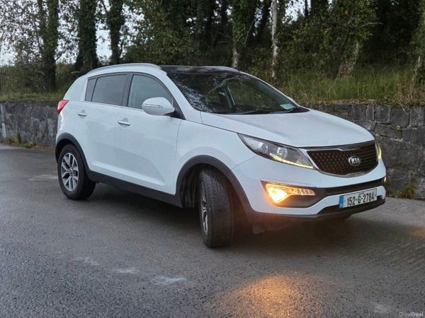 Kia Sportage SUV, Diesel, 2015, White