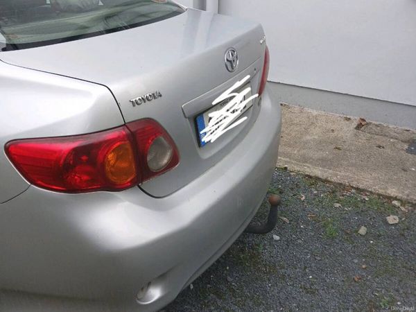 Toyota Corolla Saloon, Diesel, 2009, Silver
