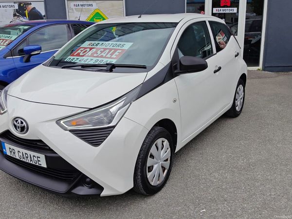 Toyota Aygo Hatchback, Petrol, 2020, White