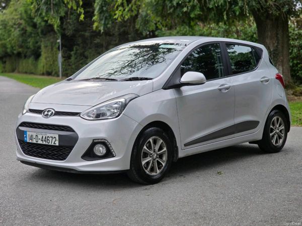 Hyundai i10 Hatchback, Petrol, 2014, Silver