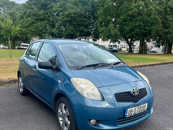 Toyota Yaris Hatchback, Petrol, 2006, Blue