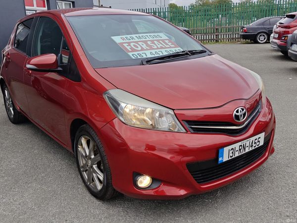 Toyota Yaris Hatchback, Petrol, 2013, Red