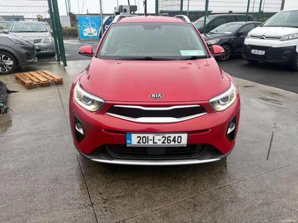Kia Stonic Estate/Jeep, Petrol, 2020, Red