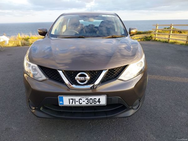 Nissan Qashqai SUV, Diesel, 2017, Brown