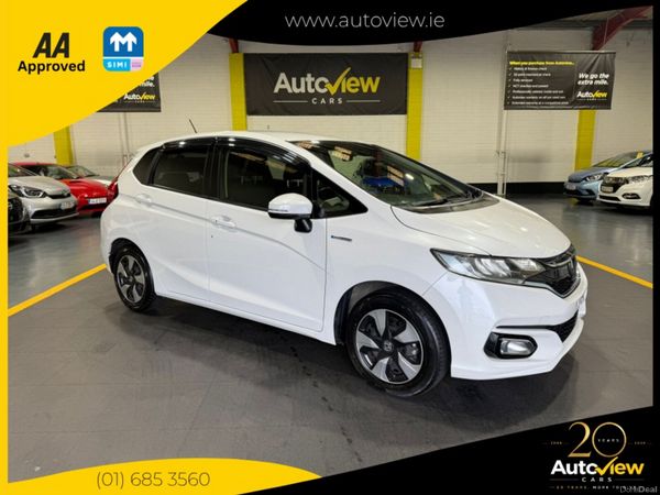 Honda Fit Hatchback, Petrol Hybrid, 2019, White