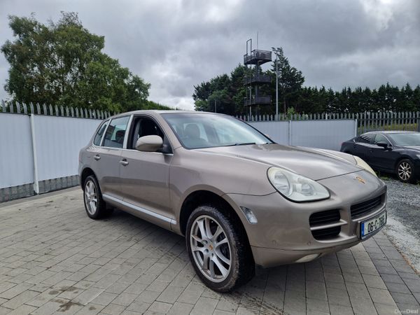 Porsche Cayenne SUV, Petrol, 2006, Beige