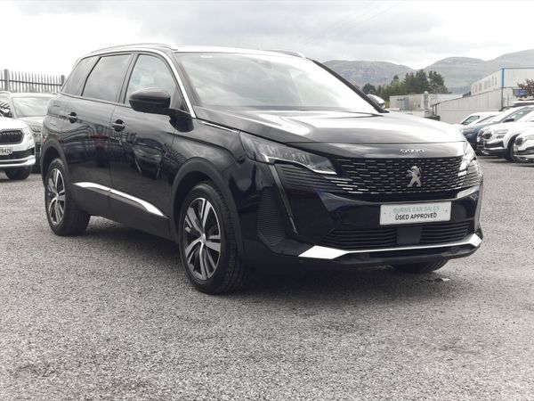 Peugeot 5008 MPV, Diesel, 2024, Black