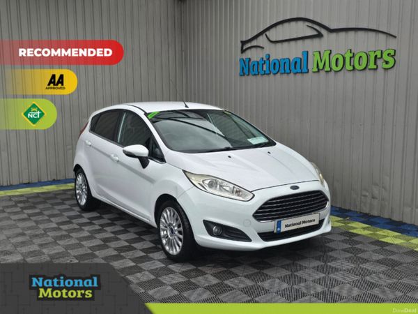 Ford Fiesta Hatchback, Petrol, 2014, White