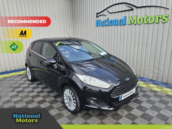Ford Fiesta Hatchback, Petrol, 2014, Black