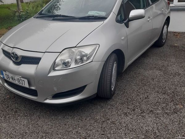 Toyota Auris Hatchback, Petrol, 2008, Silver