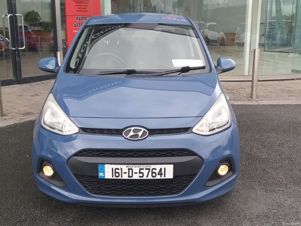 Hyundai i10 Hatchback, Petrol, 2016, Blue