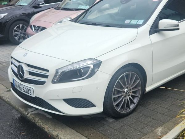 Mercedes-Benz A-Class Hatchback, Petrol, 2014, White