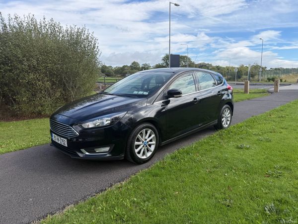 Ford Focus Hatchback, Diesel, 2015, Black