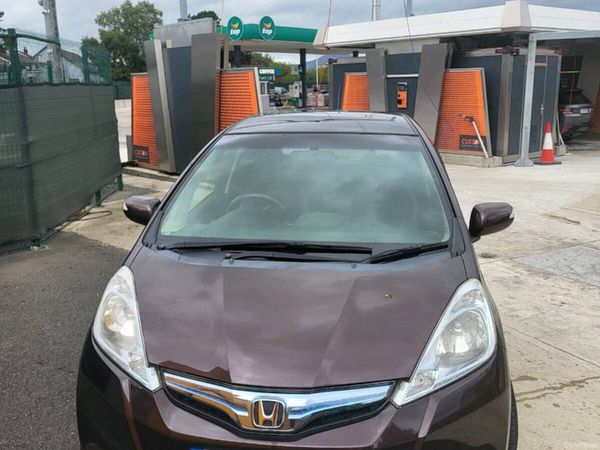 Honda Fit Hatchback, Petrol Hybrid, 2013, Brown