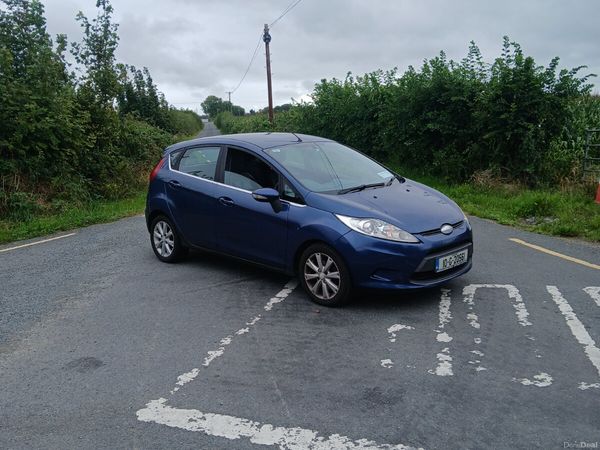 Ford Fiesta Hatchback, Diesel, 2010, Blue