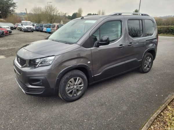 Peugeot Rifter MPV, Diesel, 2023, Grey