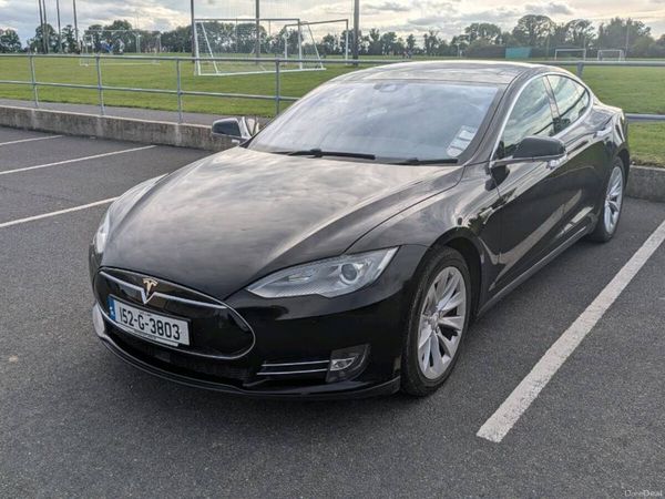 Tesla Model S Hatchback, Electric, 2015, Black
