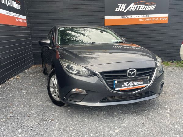 Mazda Mazda3 Hatchback, Diesel, 2015, Grey