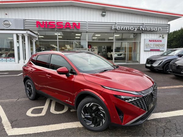 Nissan Qashqai Hatchback, Petrol Hybrid, 2026, Red