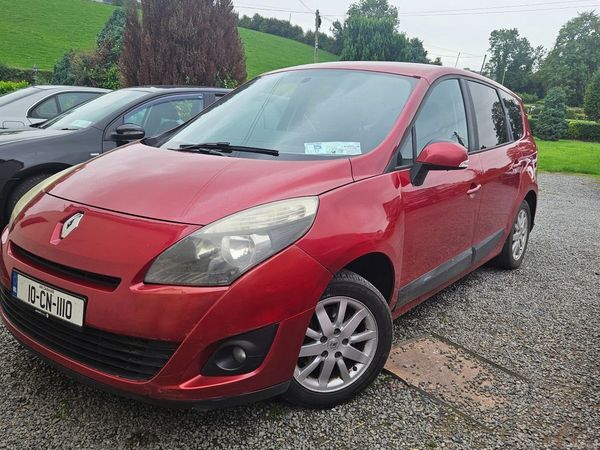 Renault Grand Scenic MPV, Diesel, 2010, Red