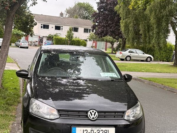 Volkswagen Polo Hatchback, Petrol, 2012, Black