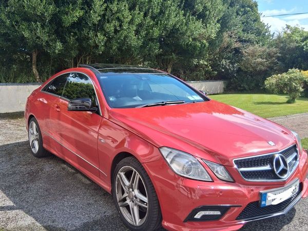 Mercedes-Benz E-Class Coupe, Diesel, 2011, Red