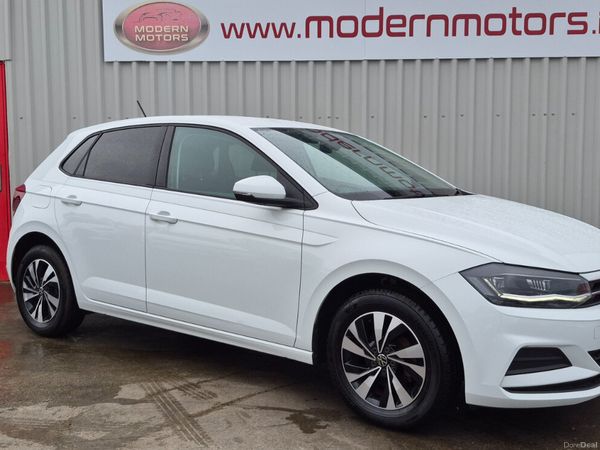 Volkswagen Polo Hatchback, Petrol, 2021, White