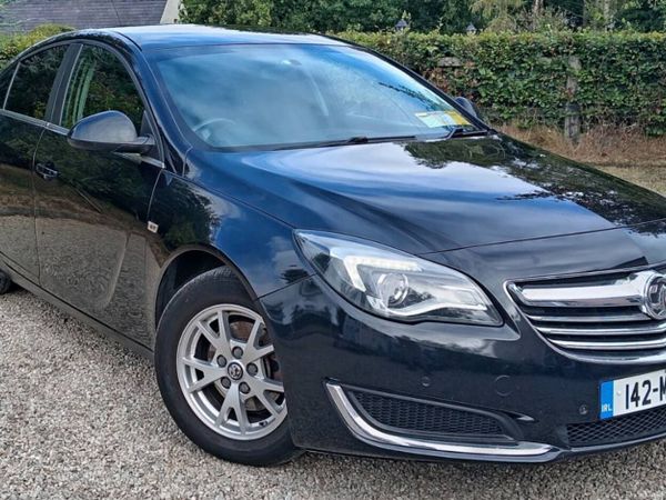 Vauxhall Insignia Hatchback, Diesel, 2014, Black