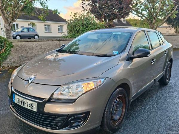Renault Megane Estate, Diesel, 2013, Gold