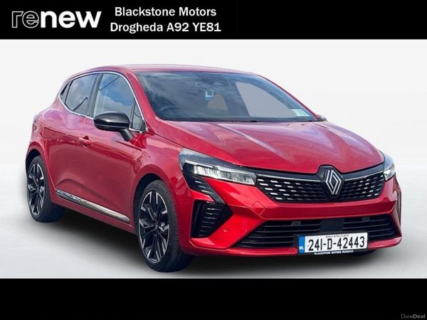 Renault Clio Hatchback, Petrol, 2024, Red