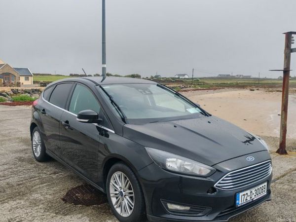 Ford Focus Hatchback, Diesel, 2017, Black