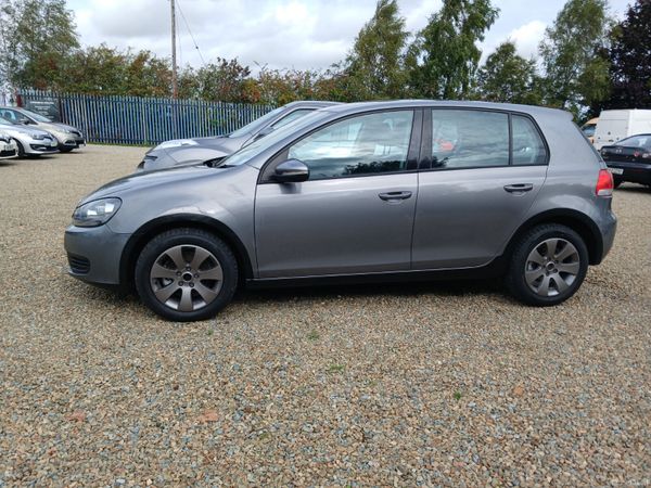 Volkswagen Golf Hatchback, Petrol, 2010, Grey