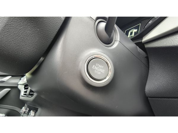Skoda Kamiq Hatchback, Petrol, 2021, Silver