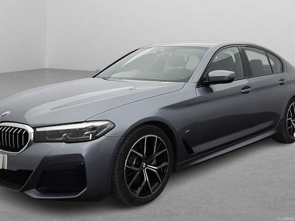 BMW 5-Series Saloon, Petrol Hybrid, 2021, Blue