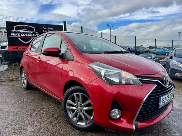Toyota Yaris Hatchback, Petrol, 2016, Red
