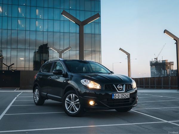 Nissan Qashqai Hatchback, Diesel, 2010, Black