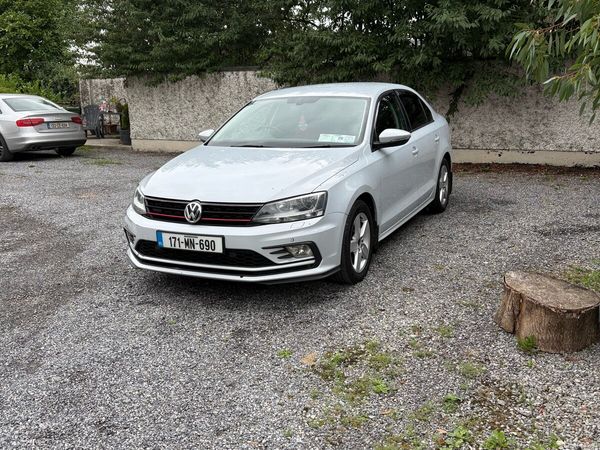 Volkswagen Jetta Saloon, Diesel, 2017, White