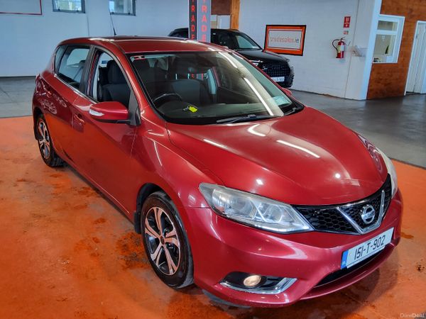 Nissan Pulsar Hatchback, Diesel, 2015, Red
