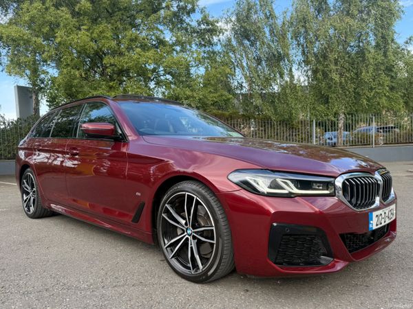 BMW 5-Series Estate/Jeep, Diesel, 2021, Red