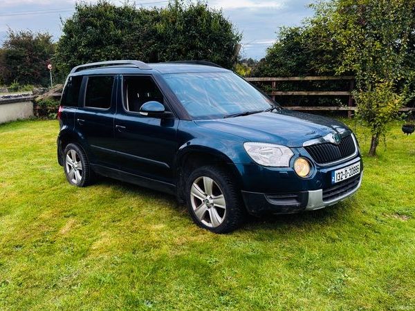Skoda Yeti SUV, Diesel, 2013, Blue