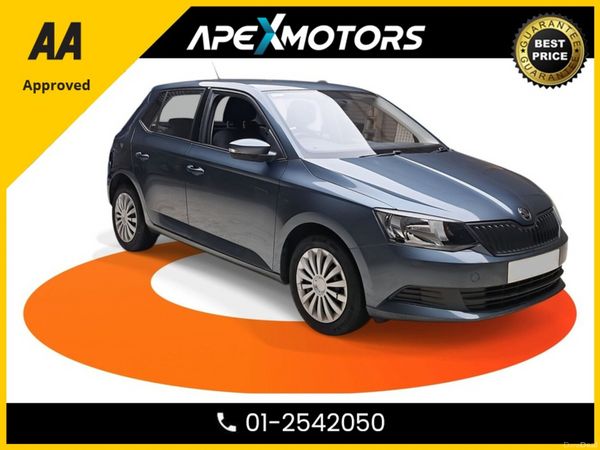 Skoda Fabia Hatchback, Petrol, 2015, Grey