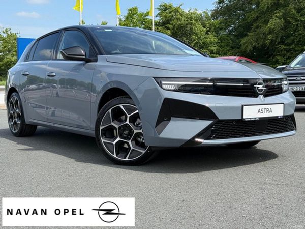 Opel Astra Hatchback, Diesel, 2026, Grey