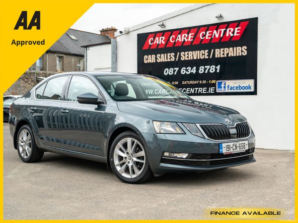 Skoda Octavia Saloon, Diesel, 2019, Grey