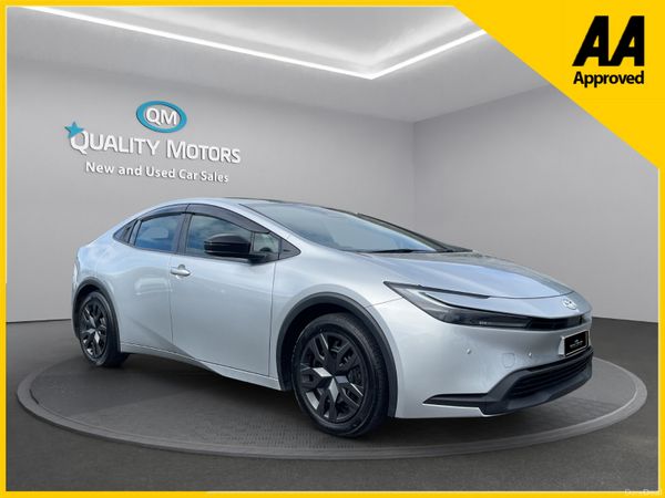 Toyota Prius Saloon, Petrol Hybrid, 2023, Silver